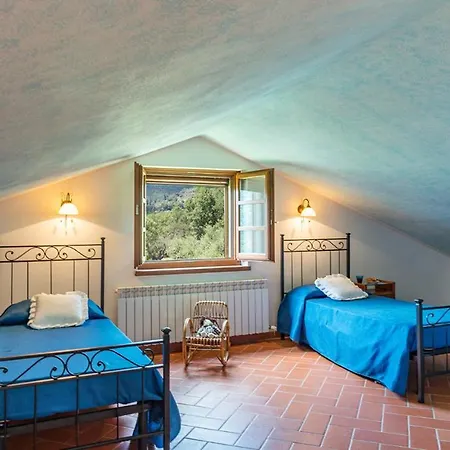 Villa Fabi 6&2, Emma *